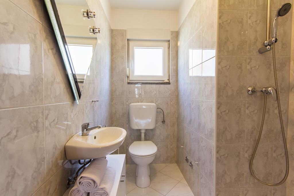 Apartments Alba Fažana Εξωτερικό φωτογραφία